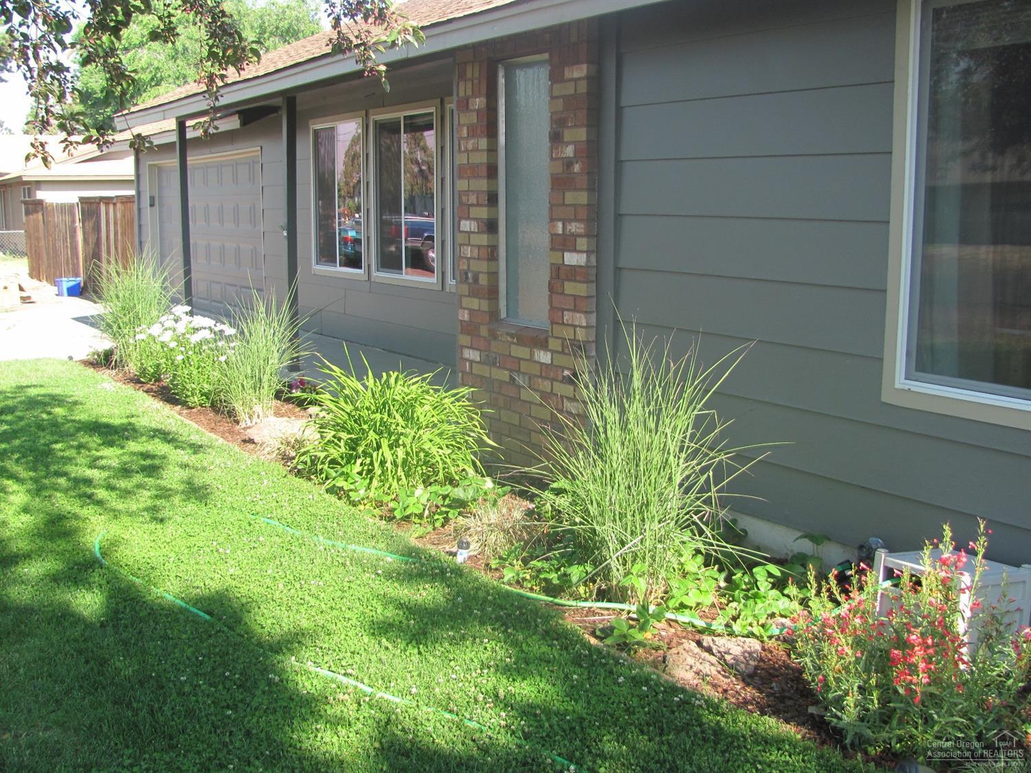 Meadowbrook Estate - Residential