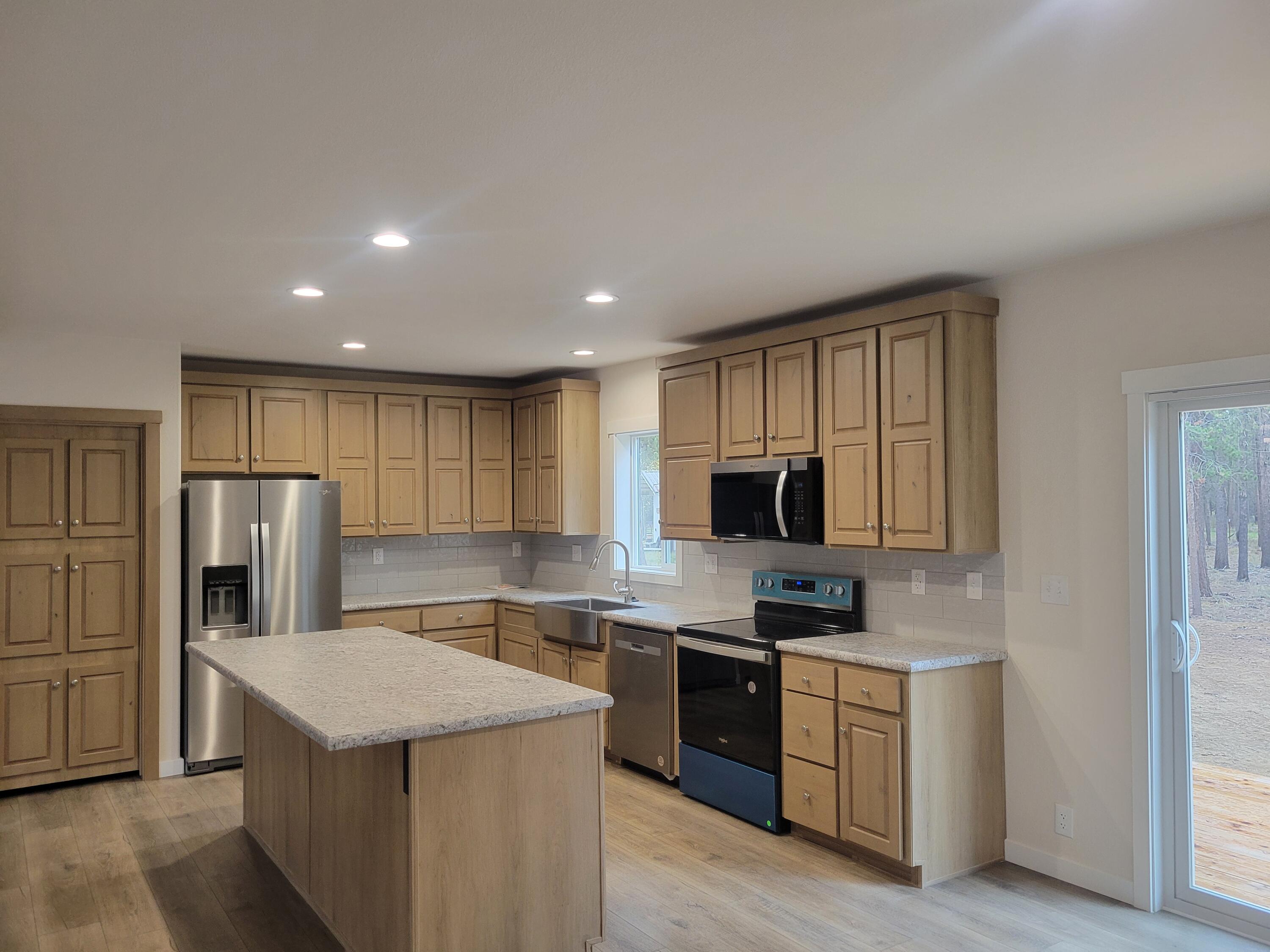 Los Pinos - Residential