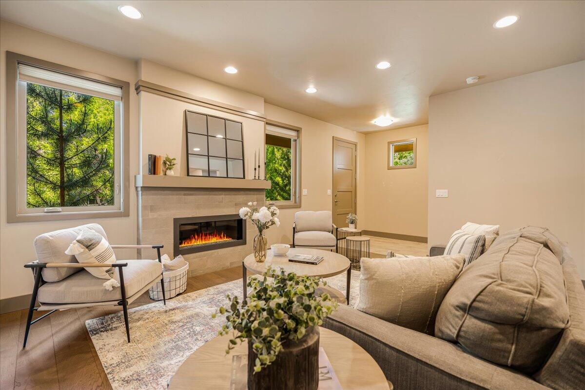 Newport Heights - Residential