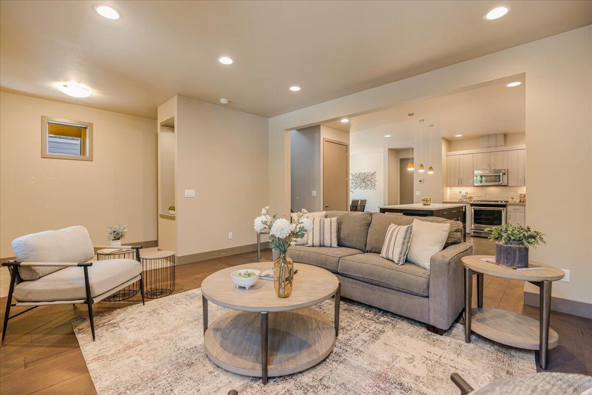 Newport Heights - Residential