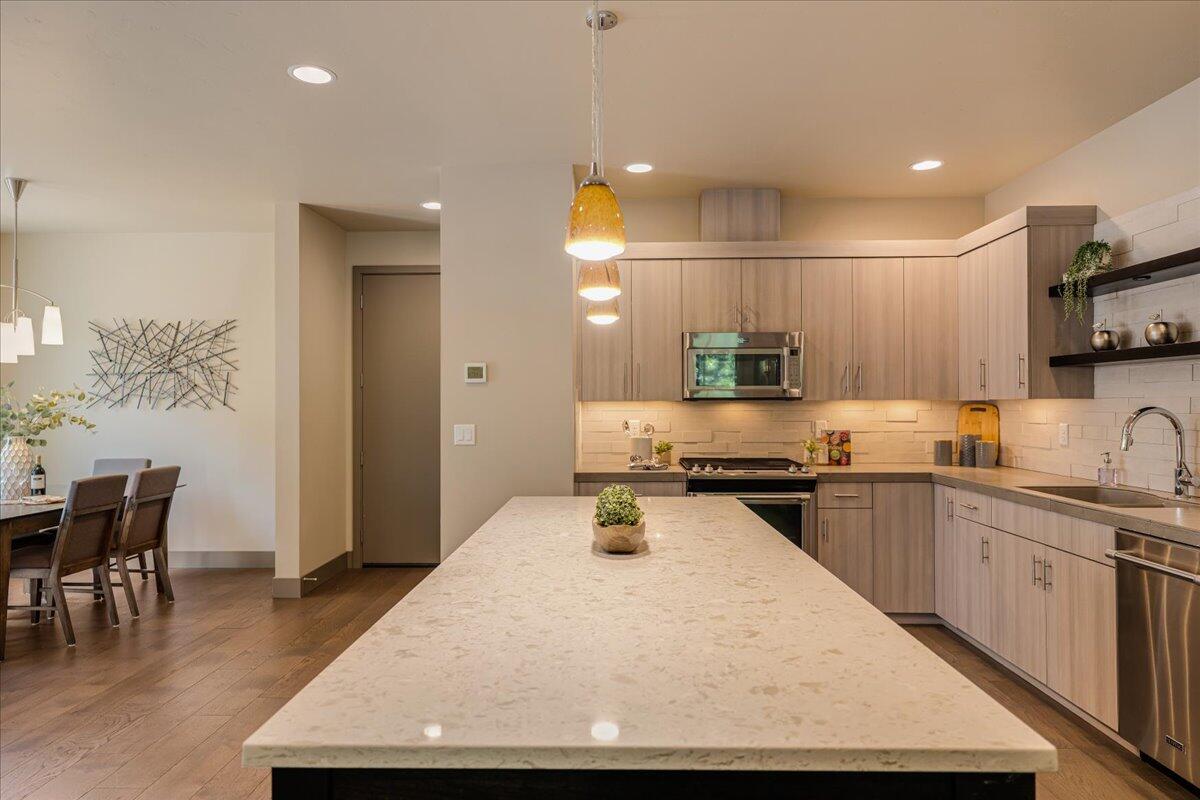 Newport Heights - Residential