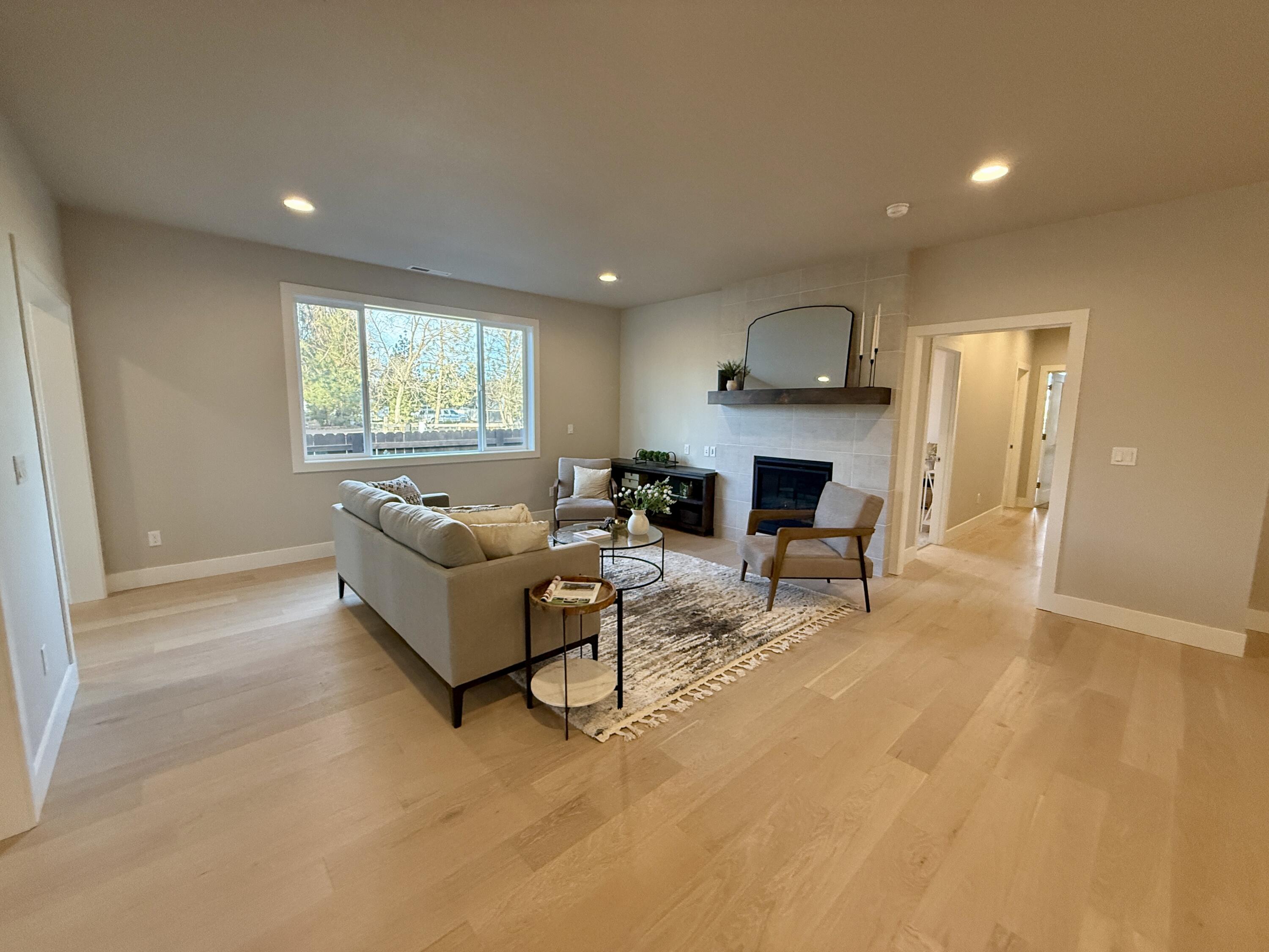 Sunset Glen - Residential