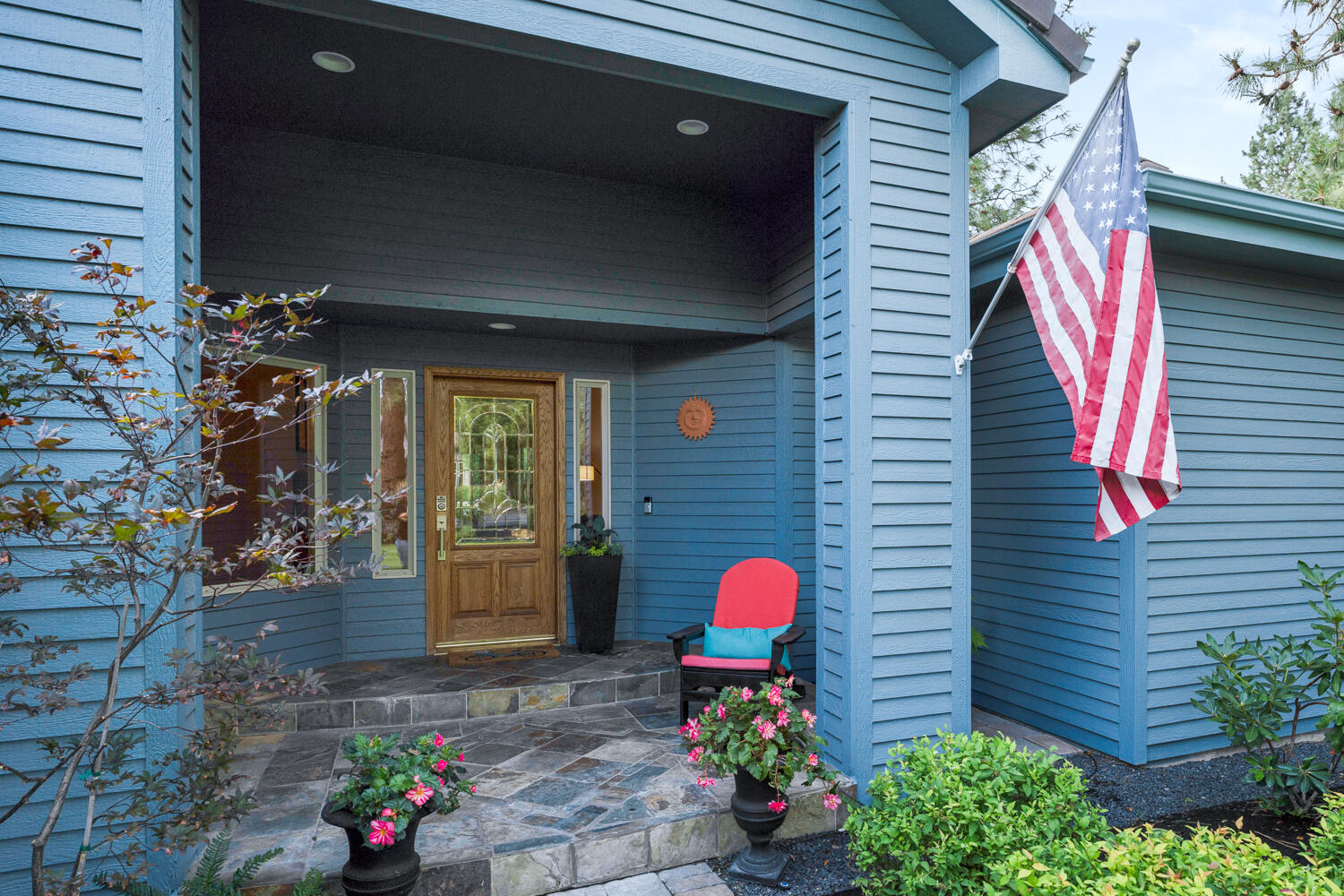 19584 Blue Lake Loop