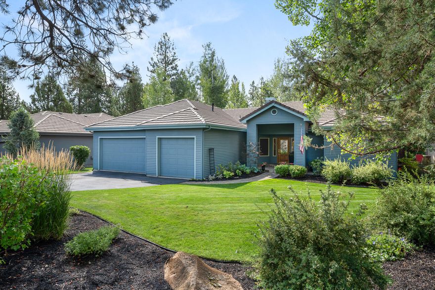 Charming single level home nestled among the Ponderosa Pines in Broken Top on Bend's westside. This gorgeous home offers a peaceful setting that backs to a green belt for ultimate privacy. Open great room floor plan showcases vaulted ceilings, a gas fireplace, and Brazilian walnut hardwood floors plus much more. Recently updates include a beautiful  kitchen with quartz countertops, ample cabinetry, a breakfast bar, and a sunny breakfast nook. Secluded and spacious primary suite with primary bathroom featuring two walk-in closets, a jetted tub, tiled shower, double vanity, and radiant heated floors. Generous secondary bedrooms share a Jack-and-Jill bathroom on the other side of the home. An extensive rear deck is perfect for entertaining, capturing beautiful park views and the 3-car garage provides ample space for all of the toys. Conveniently located close to schools, golf, trails, and Mt. Bachelor, this home blends comfort and convenience in a desirable westside location.