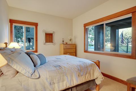 Tiny photo for 60786 Currant Way, Bend, OR 97702 (MLS # 220215352)