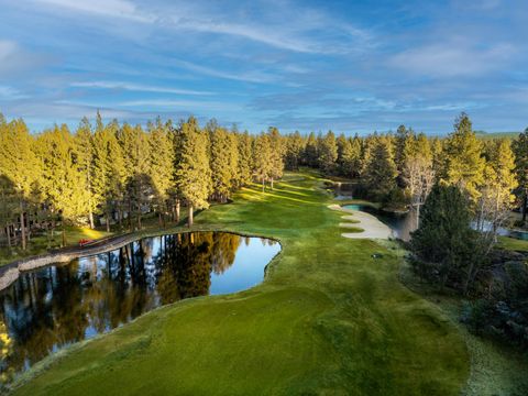 Tiny photo for 60786 Currant Way, Bend, OR 97702 (MLS # 220215352)