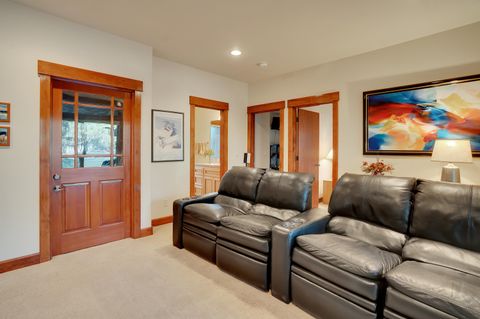 Tiny photo for 60786 Currant Way, Bend, OR 97702 (MLS # 220215352)