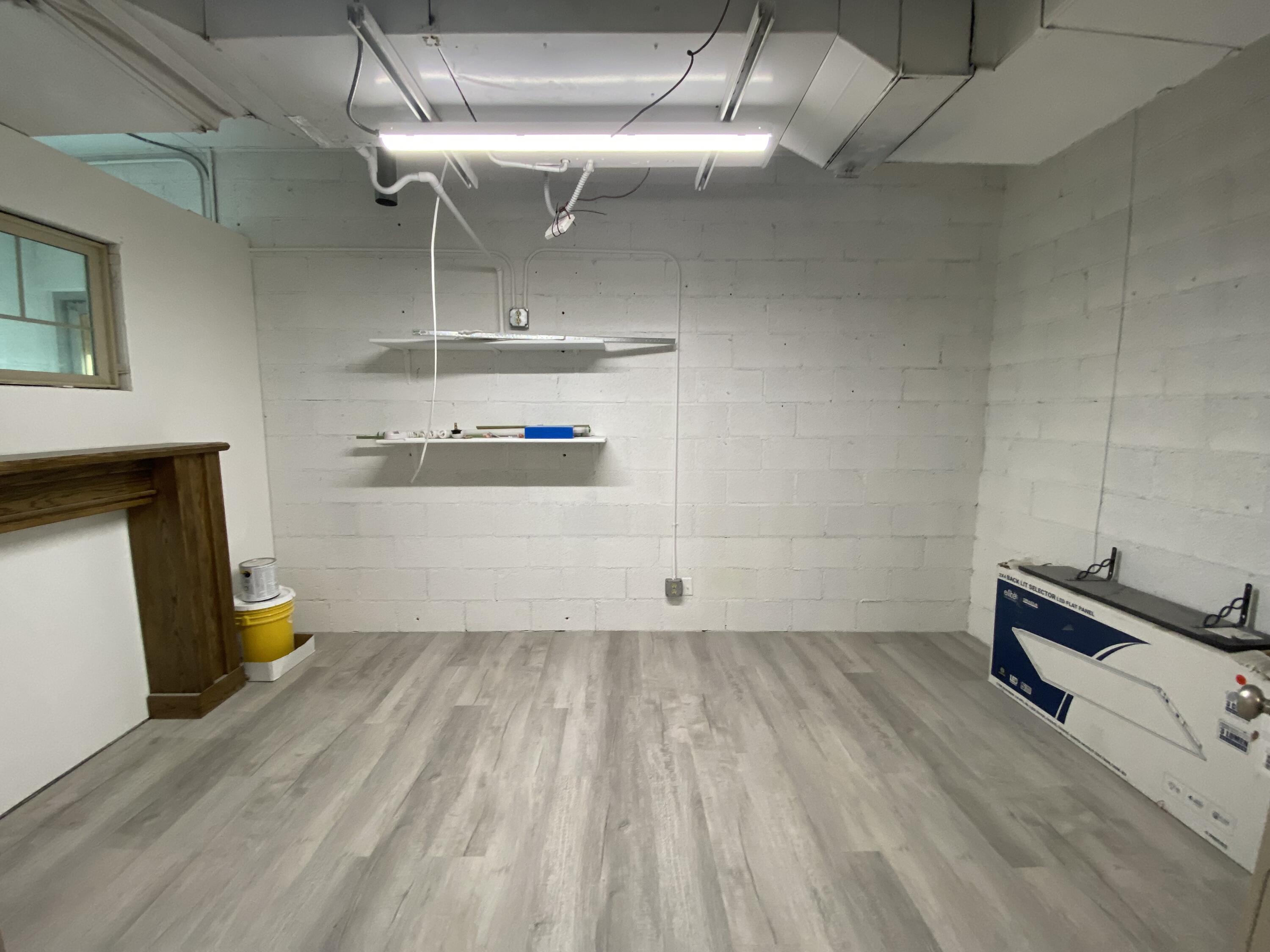 Townsite Of Redmond - Commercial Lease