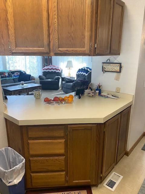 Tiny photo for 4200 Summers Lane #UNIT 23, Klamath Falls, OR 97603 (MLS # 220214384)