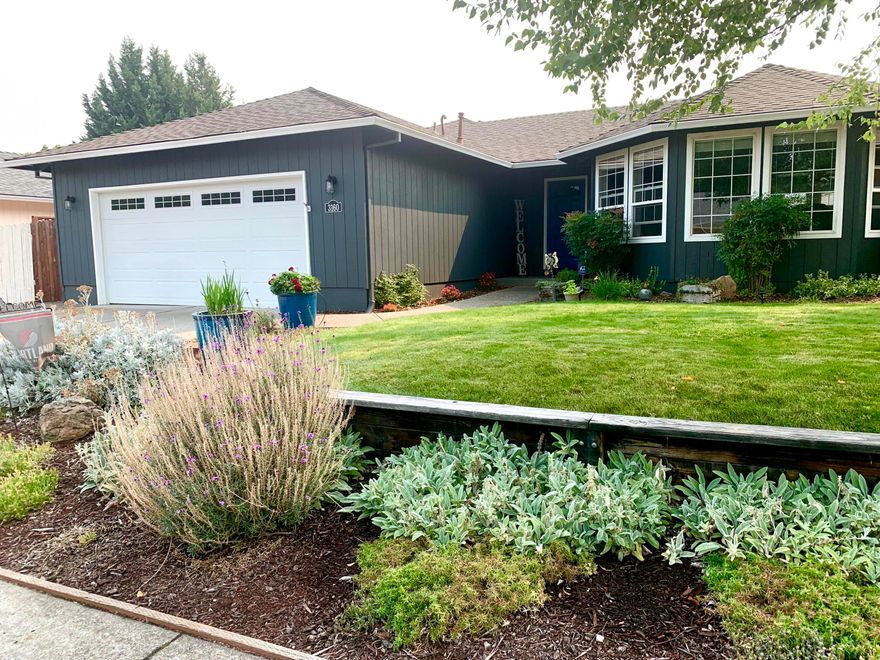 Check out this immaculate, fully remodeled, move-in ready East Medford home! This home is stunning...from the beautifully maintained landscaping, to the tasteful updates throughout. This 3 bedroom, 2 bath 1,634 sq ft home boasts a fully updated kitchen with leather stamped granite countertops, stainless steel appliances, a utility sink, gorgeous white cabinetry, new hardware and fixtures and more. The rest of the home features 3 large bedrooms, tons of natural light through all the dual pane vinyl windows and skylight, hand scraped-look laminate flooring, a walk-in closet, stacked stone and wainscoting accent walls and SO much more! This property is ready to go, and in such a nice, quiet neighborhood. Won't last...make your appointment today!