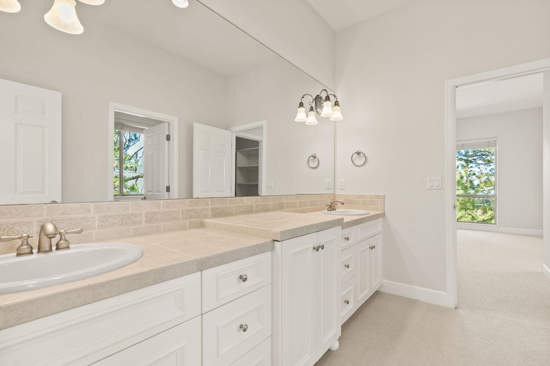 Awbrey Butte - Residential