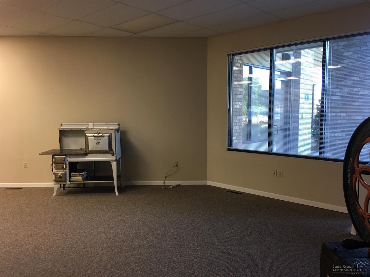 Hillman - Commercial Lease