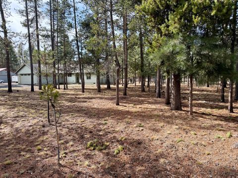 Tiny photo for 52495 Lost Ponderosa Road, La Pine, OR 97739 (MLS # 220216547)