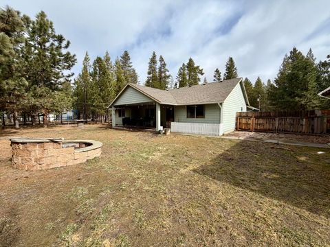 Tiny photo for 52495 Lost Ponderosa Road, La Pine, OR 97739 (MLS # 220216547)