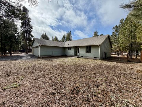 Tiny photo for 52495 Lost Ponderosa Road, La Pine, OR 97739 (MLS # 220216547)