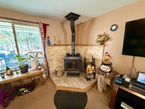 Tiny photo for 52495 Lost Ponderosa Road, La Pine, OR 97739 (MLS # 220216547)