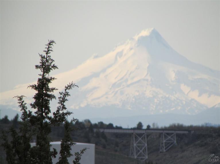 Madras Ranchos - Residential