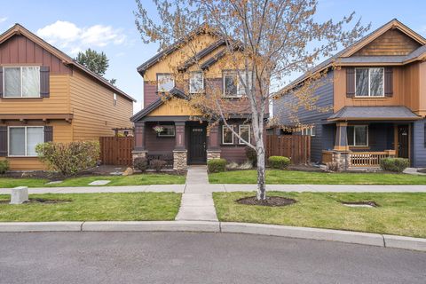 Photo of 20483 Brentwood Avenue, Bend, OR 97702 (MLS # 220219886)