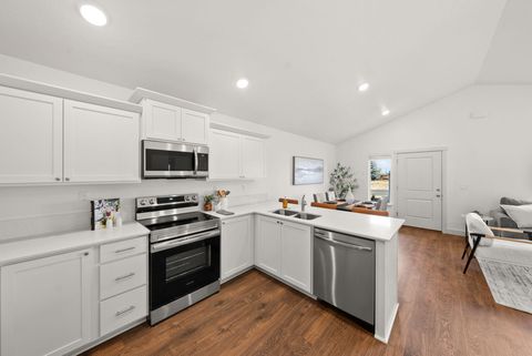 Tiny photo for 3999 SW Obsidian Place #144, Redmond, OR 97756 (MLS # 220217020)