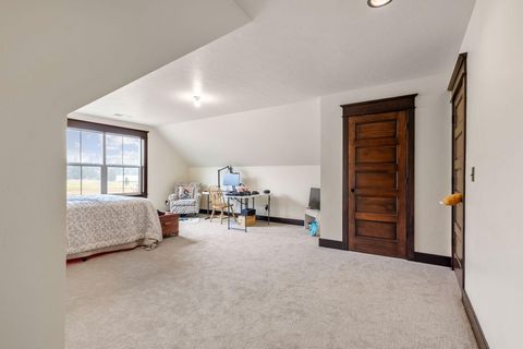 Tiny photo for 17150 Emerald Valley Road, Sisters, OR 97759 (MLS # 220221298)