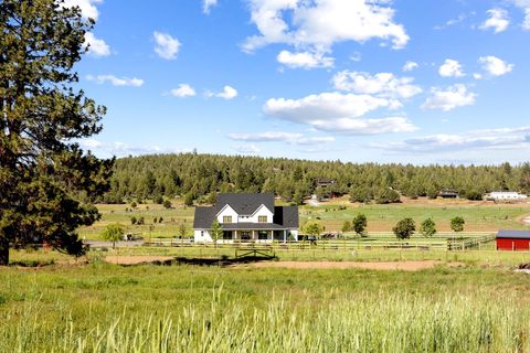 Tiny photo for 17150 Emerald Valley Road, Sisters, OR 97759 (MLS # 220221298)
