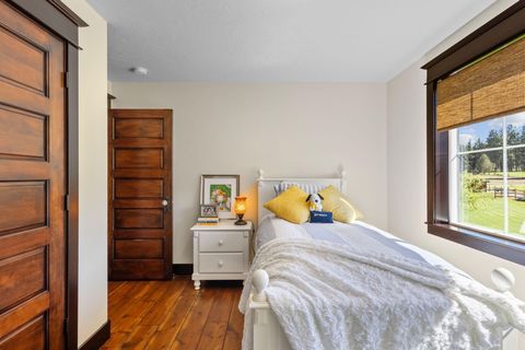 Tiny photo for 17150 Emerald Valley Road, Sisters, OR 97759 (MLS # 220221298)