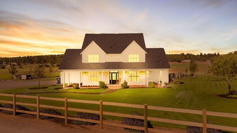Tiny photo for 17150 Emerald Valley Road, Sisters, OR 97759 (MLS # 220221298)