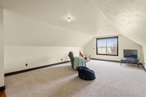 Tiny photo for 17150 Emerald Valley Road, Sisters, OR 97759 (MLS # 220221298)