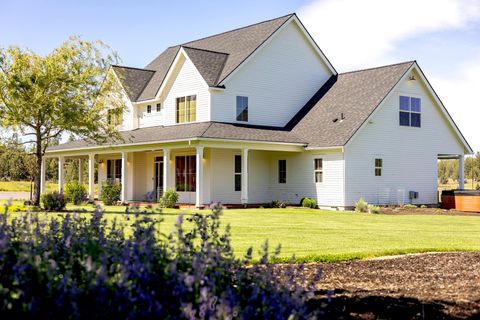 Tiny photo for 17150 Emerald Valley Road, Sisters, OR 97759 (MLS # 220221298)