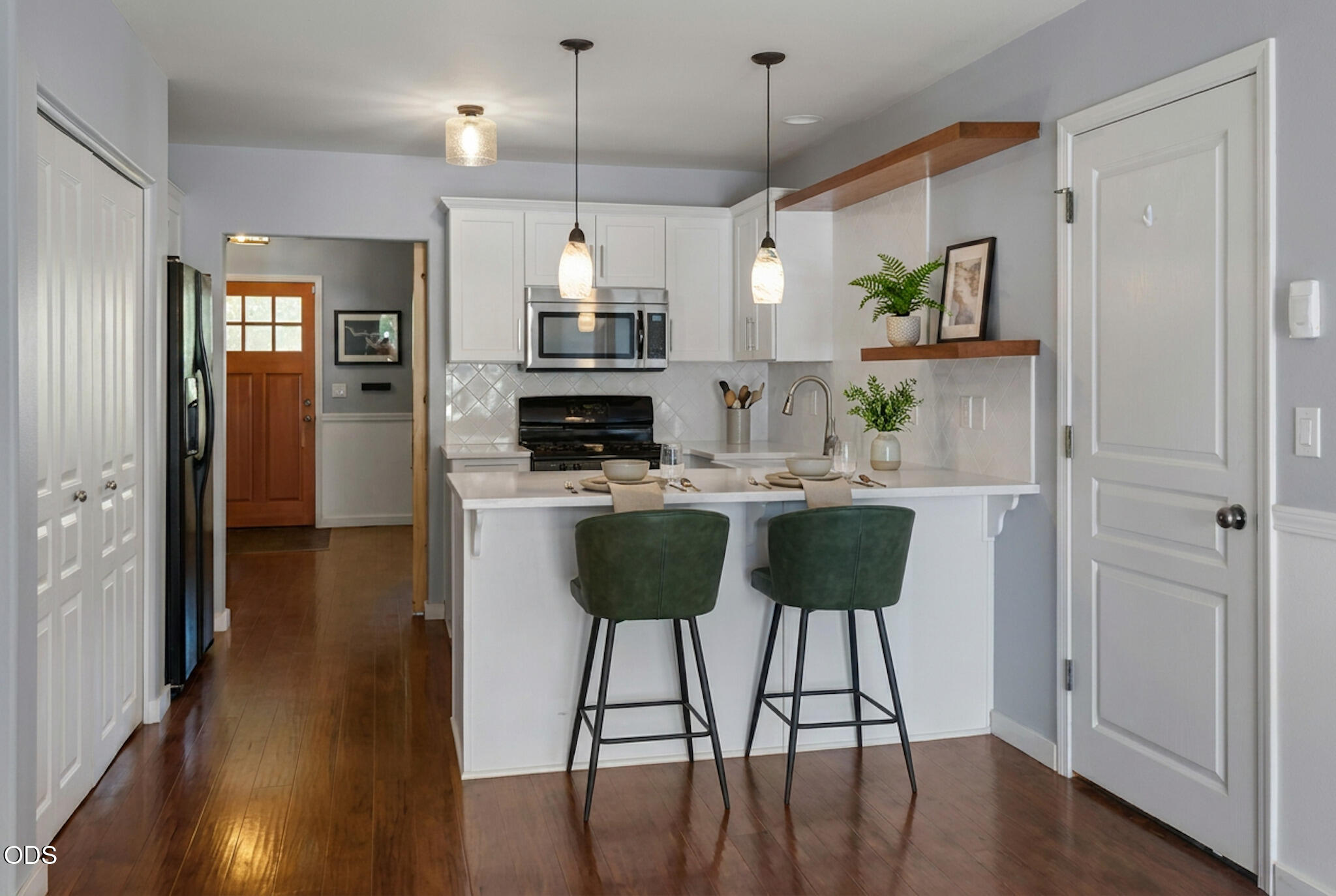 21370 NE Pecoraro Loop
