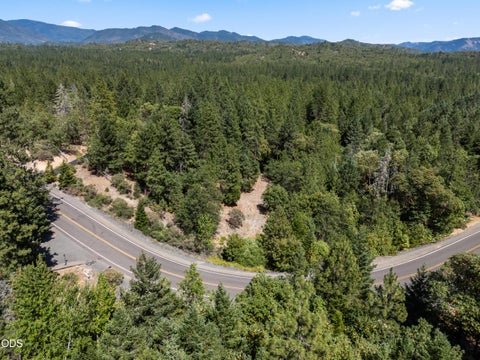 Tiny photo for 1281 N Pinnon Road, Grants Pass, OR 97526 (MLS # 220223719)