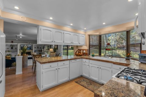 Tiny photo for 20430 Snowmass Court, Bend, OR 97702 (MLS # 220212363)