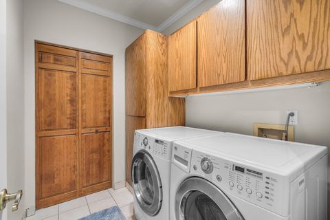 Tiny photo for 20430 Snowmass Court, Bend, OR 97702 (MLS # 220212363)