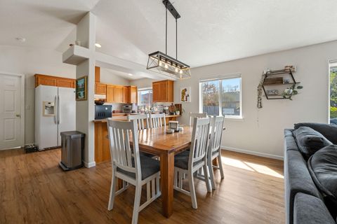 Tiny photo for 1950 SW Betty Lane, Grants Pass, OR 97526 (MLS # 220211236)