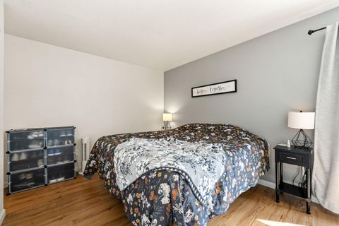 Tiny photo for 1950 SW Betty Lane, Grants Pass, OR 97526 (MLS # 220211236)