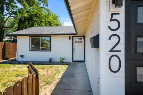Tiny photo for 520 Grand Avenue, Central Point, OR 97502 (MLS # 220223959)