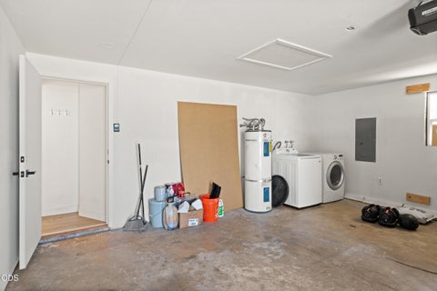 Tiny photo for 520 Grand Avenue, Central Point, OR 97502 (MLS # 220223959)