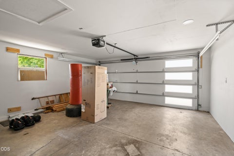 Tiny photo for 520 Grand Avenue, Central Point, OR 97502 (MLS # 220223959)