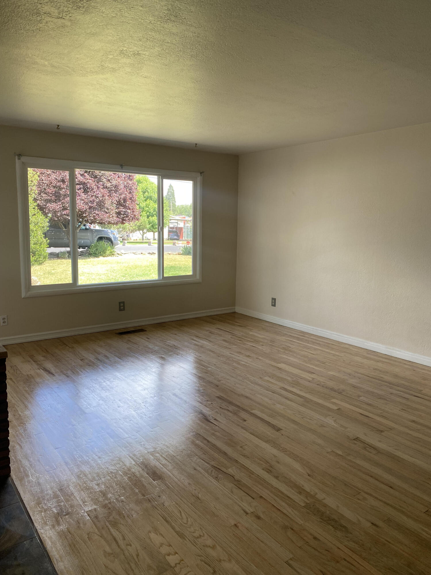 Yalta Gardens - Residential