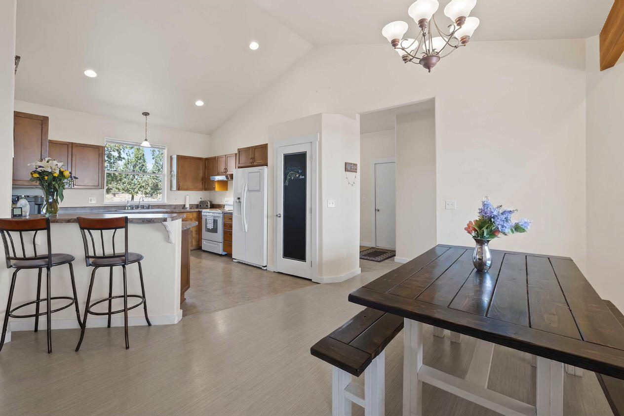 25311 Bachelor Lane
