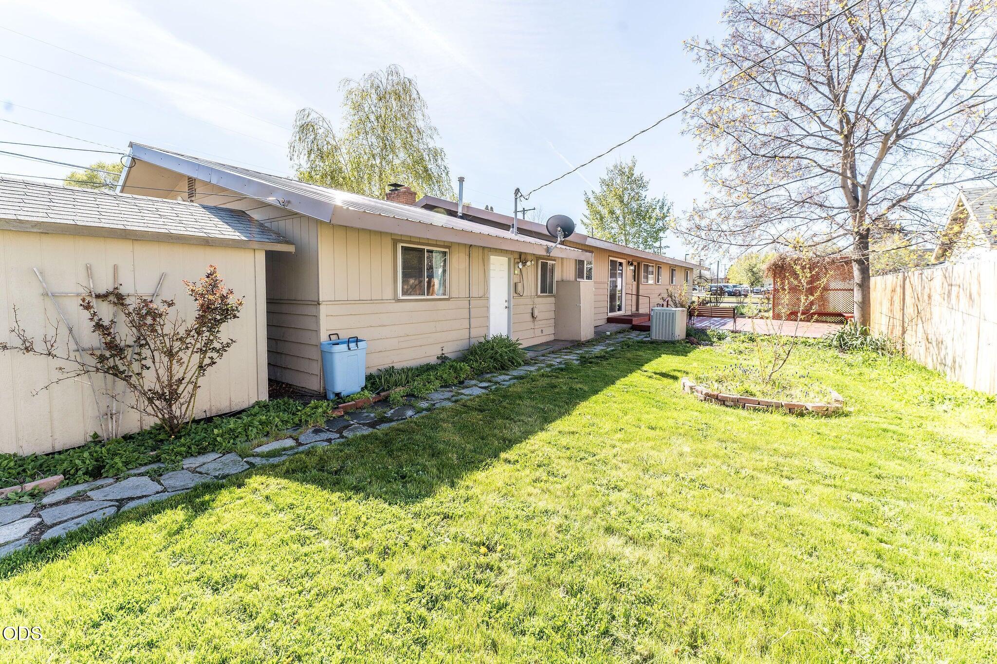 309 NW 9th Street