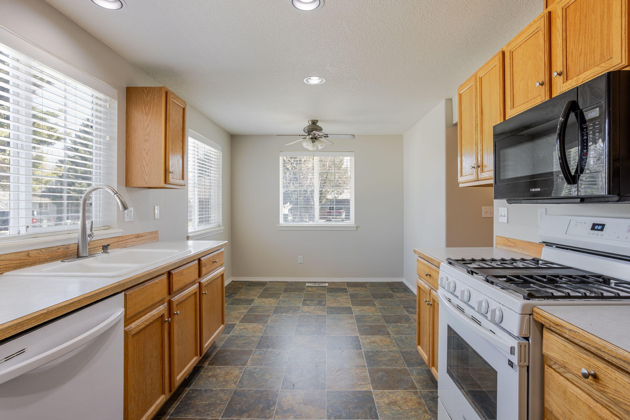 Elkhorn Estates - Residential