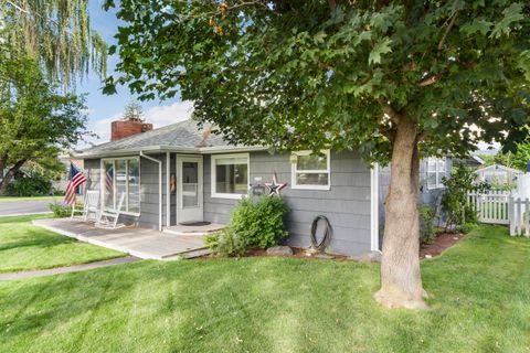 1106 SW 15th Street Redmond OR 97756