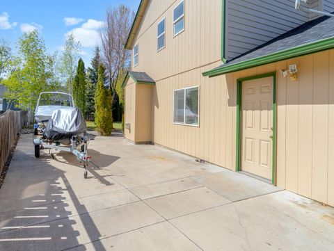 Tiny photo for 19975 Rock Bluff Circle, Bend, OR 97702 (MLS # 220219637)