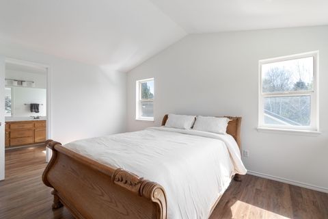 Tiny photo for 19975 Rock Bluff Circle, Bend, OR 97702 (MLS # 220219637)