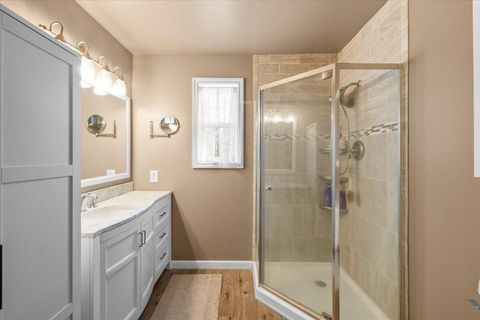 Tiny photo for 1360 Oxyoke Road, Grants Pass, OR 97526 (MLS # 220212645)