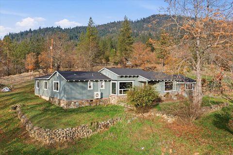 Tiny photo for 1360 Oxyoke Road, Grants Pass, OR 97526 (MLS # 220212645)