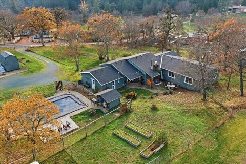 Tiny photo for 1360 Oxyoke Road, Grants Pass, OR 97526 (MLS # 220212645)
