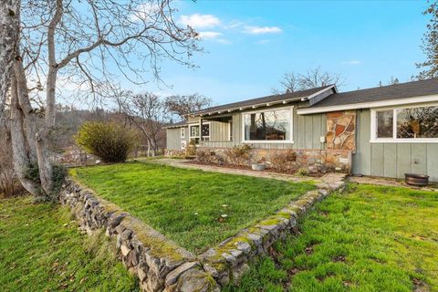 Tiny photo for 1360 Oxyoke Road, Grants Pass, OR 97526 (MLS # 220212645)