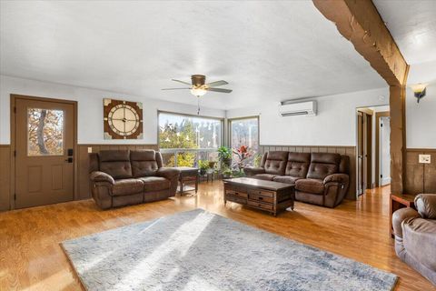 Tiny photo for 1360 Oxyoke Road, Grants Pass, OR 97526 (MLS # 220212645)